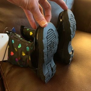 KHOMBU Waterproof Boots.  Children Size 10M